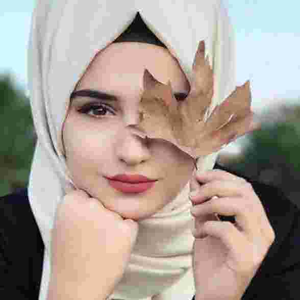 Ahlam Abbas