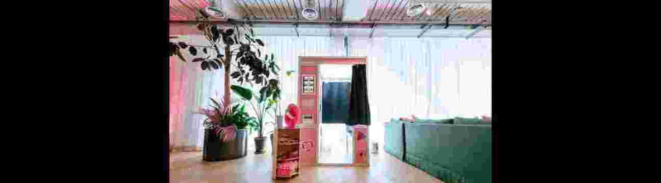 BOOTH CLUB