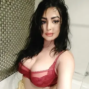 Nyra Sharma