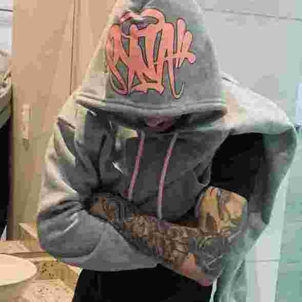 Syna World Clothing